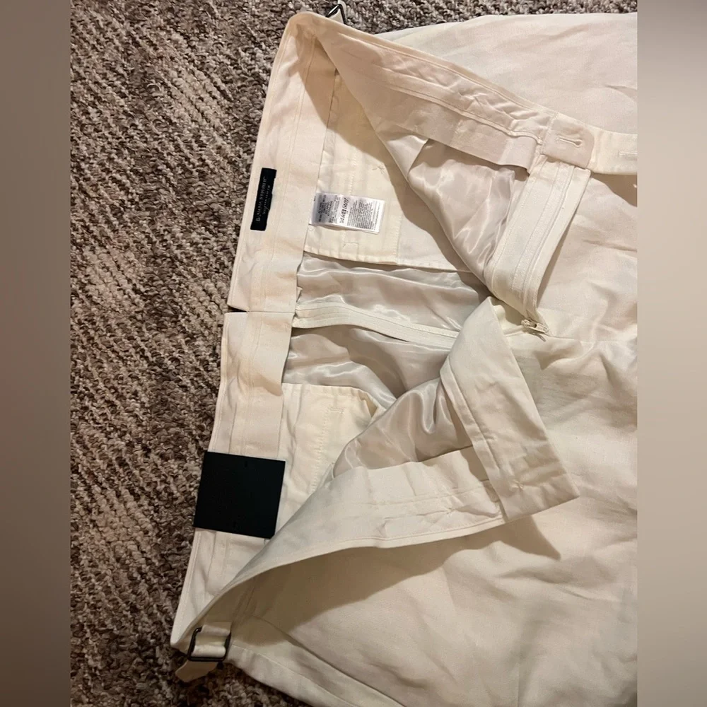 Men’s Banana Republic Linen Blend Cream Chinos